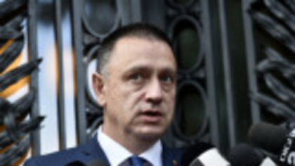PSD îl atacă pe premierul Ilie Bolojan: „Nu ameninţarea cu puşcăria rezolvă problemele administraţiei locale”