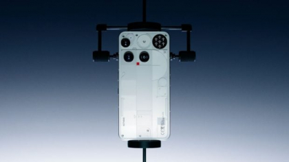 Nothing a lansat Phone (3), primul vârf de gamă al companiei: preț, disponibilitate și specificații complete