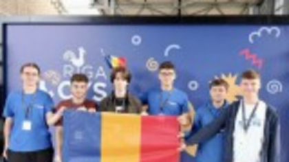Elevi români au primit premii speciale la concursul european al tinerilor oameni de știință de la Riga