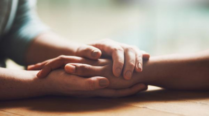 Cum adresarea unor întrebări simple poate crea legături profunde între oameni. Ce este "procedura prieteniei rapide"