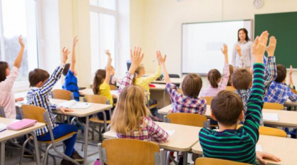 Vești bune pentru siguranța elevilor și profesorilor. Școlile vor fi supravegheate prin sisteme audio-video