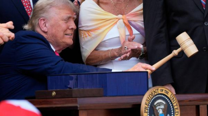 "Intrăm în epoca de aur a Americii". De Ziua Independenţei, Trump şi-a promulgat „marea şi frumoasa lege” bugetară