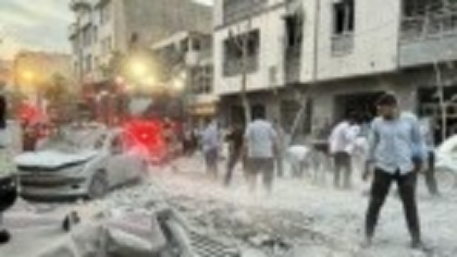 Iranul cere discuții urgente cu SUA și Israelul. Regimul de la Teheran amenință că va închide strâmtoarea Hormuz