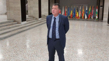 Directorul CFR Călători își apără veniturile de peste 11.000 de euro pe lună: „Trebuie să mor de foame pentru că sunt angajat al statului?”