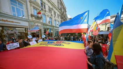 Batalioanele digitale cu care Kremlinul vrea să câștige alegerile din Rep. Moldova și atacă România. Noul partid favorizat de Moscova