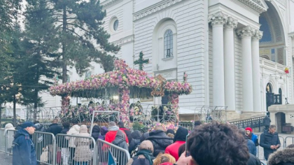 Pelerinajul de la Iași de Sfânta Parascheva. Părintele Constantin Sturzu dezvăluie ce se întâmplă acum la raclă (VIDEO)