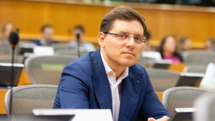 Victor Negrescu înainte de turul doi: „România este divizată, dar nu trebuie să rămână așa”
