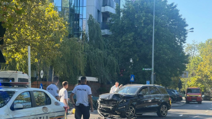 Polițiștii îl caută pe fiul lui Ilie Dumitrescu, Toto, implicat duminică într-un accident