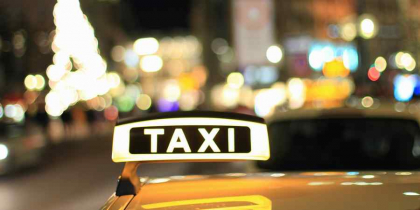 Nigerian țepuit de un taximetrist la sosirea în România
