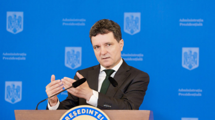 Cum e corect. Diploma de la Sorbona se dezumflă sau se desumflă?