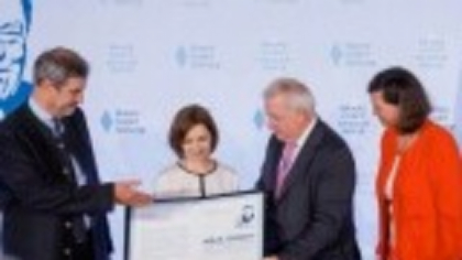 Maia Sandu a primit un prestigios premiu în Germania. Președinta Moldovei va dona toți banii