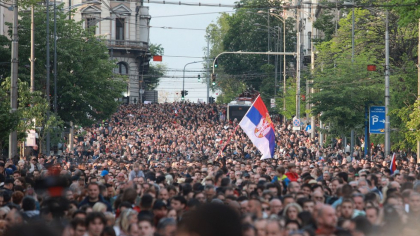 Serviciile secrete ruse acuză UE că transforma demonstrațiile din Serbia într-un „Maidan”