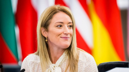 Nicușor Dan, felicitat de Roberta Metsola.