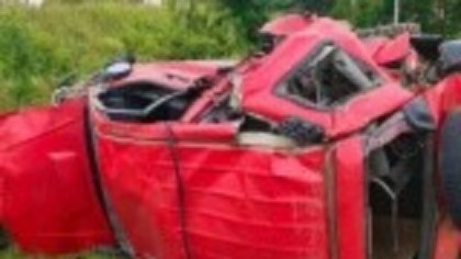 Accident feroviar mortal, în Harghita. Un băiat de 15 ani a murit după ce mașina în care se afla a fost lovită de tren