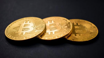 Bitcoin atinge un record istoric datorită cererii investitorilor instituționali