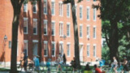 Hong Kong va deschide porţile universităţilor sale studenţilor străini care nu vor putea merge la Harvard