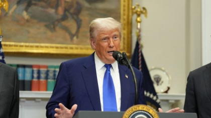 Universitatea Harvard îl dă în judecată pe Donald Trump pentru că le-a interzis să mai primească studenți străini