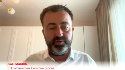 ZF Live. Radu Magdin, CEO, Smartlink Communications: Oamenii nu mai au răbdare cu fosta clasă politică, s-au săturat de un anumit stil de a face politică, sunt copleşiţi de crize şi votează antisistem. Este trist să vezi cum o ţară de succes, cu indicatori economici buni, se prăbuşeşte sub frustrarea percepţiei de eşec