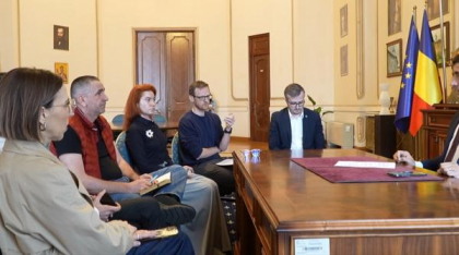 Reacția CNA după ce Simion a înregistrat jurnaliști pe ascuns: Intimidarea presei contravine grav valorilor democratice