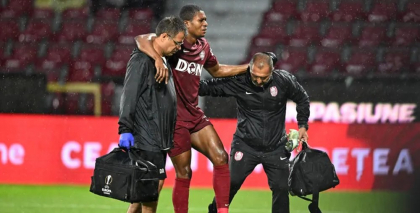 Lovitură grea pentru CFR Cluj. Unul dintre cei mai în formă jucători are fractură de gleznă