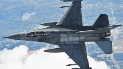 Un F-16 avariat în Arizona după coliziunea cu un obiect zburător neidentificat. SUA, în fața unui nou val de incidente aeriene misterioase