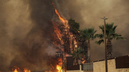 Grecia, în flăcări: Incendii de vegetație scăpate de sub control și stare de urgență declarată
