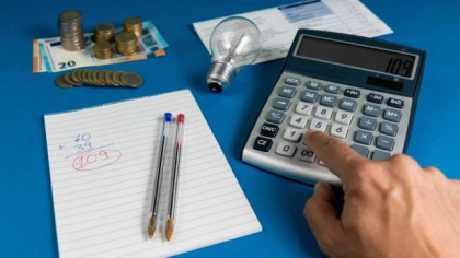 Lista furnizorilor din piața de energie electrică cu prețuri mai mici de 1,5 lei/KWh