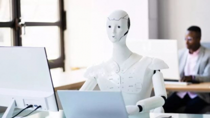 Inteligența artificială amenință viitorul serviciilor pentru clienți: roboții înlocuiesc angajații, iar temerile devin realitate