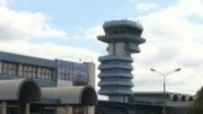 Ce prețuri sunt la noua parcare a Aeroportului Henri Coandă: ”Un tarif neobrăzat, chiar dacă doar iei sau lași pe cineva”