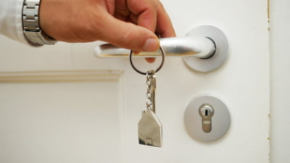 „Bătălia chiriilor”, înainte de începerea anului universitar. Ce buget au la dispoziție studenții anul acesta și cum arată apartamentul ideal