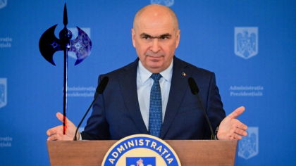 Ilie Bolojan face reforme cu securea, nu cu penseta. Concediază 30% dintre bugetarii din subordinea cancelariei premierului. Sindicaliștii sunt turbați: „Practici specifice regimurilor totalitare, o formă mascată de represiune”