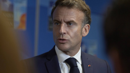 Macron face valuri la NATO. „E o aberație să ceri aliaţilor să cheltuiască mai mult pentru apărare în plin război comercial”