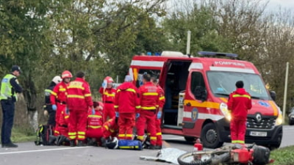 Dublu impact mortal pe un drum judeţean din Mureş. Doi tineri și-au pierdut viețile după un grav accident de motocicletă FOTO