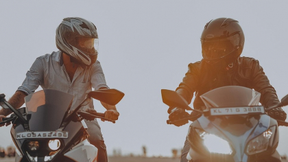 De ce mulți motocicliști își turează motoarele prin orașe: „Îți dă o senzație de putere, că poți zbura”