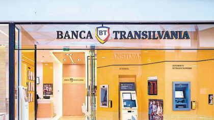 Ce sectoare creditează mai mult Banca Transilvania, liderul pieţei bancare locale: o cincime din creditele acordate au fost pentru comerţ, producţie şi imobiliare. Adăugând agricultura şi serviciile, ponderea finanţărilor pentru cele cinci sectoare urcă spre 30%
