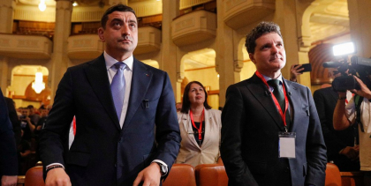 Ce cote le oferă casele de pariuri lui George Simion și Nicușor Dan pentru câștigarea alegerilor prezidențiale