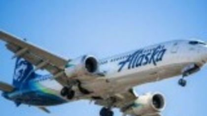 Alaska Airlines îşi suspendă toate zborurile din cauza unei pene informatice. „Este brutal. Stăm de două ore în aeroport”