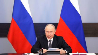 Cum arată apartamentul lui Vladimir Putin. Locuiește aici de 3 ani, dar abia acum le-a arătat jurnaliștilor interiorul