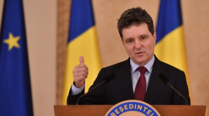 Nicuşor Dan şi-a depus declaraţia de avere la ANI