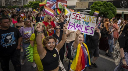 Poliția maghiară interzice marșul Budapest Pride. Invocă protecția copiilor