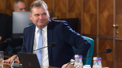 Cseke Attila taie drastic salariile de top. ANRSC și CNI deschid lista austerității