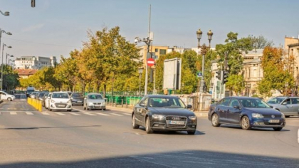 Poluare alarmantă în București: traficul generează 60% din noxe, spațiile verzi rămân insuficiente