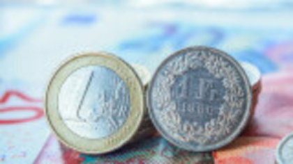 Țara din Europa în care locuitorii au mormane de bancnote expirate. Suma se ridică la un miliard de euro