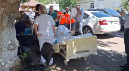 "Prima oară am crezut că e o simulare". "Aștept să văd ce face copilul". Mamele de la Maternitatea Cuza Vodă, îngrozite de incendiu