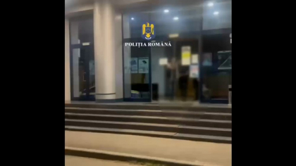 Reținut de polițiști după ce a încercat să violeze o femeie în Parcul Văcărești. Individul, cunoscut cu antecedente penale
