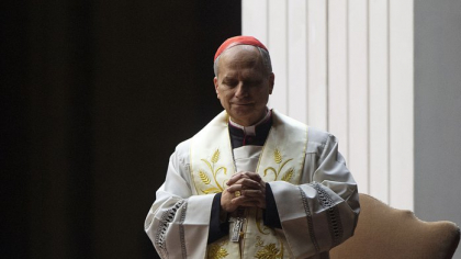 BREAKING NEWS. Influenţa americană a ajuns la Vatican. Noul Papă este Cardinalul Robert Prevost, care şi-a luat numele de Leo al XIV-lea. Acesta a devenit cardinal în 2023, după ce şi-a petrecut o mare parte din viaţă în Peru. Născut în Chicago, devine primul Papă american din istorie