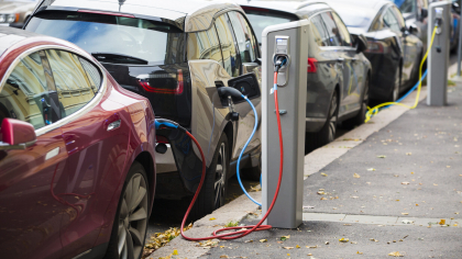 Moldova atrage 20 milioane de euro pentru prima fabrică de stații de încărcare a vehiculelor electrice