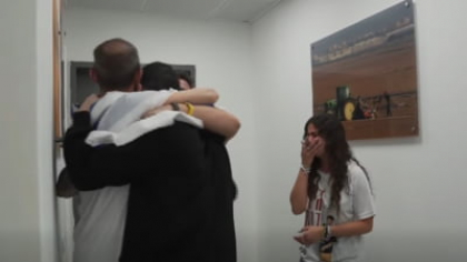 Momentul emoționant când tânărul cu origini românești eliberat de Hamas își revede familia după 738 de zile de captivitate VIDEO