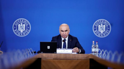 Primul set de tăieri din planul de austeritate e adoptat vineri de Guvernul Bolojan. Sindicatele amenință cu proteste