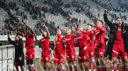 Milanov își ia adio de la Dinamo! Mijlocașul negociază revenirea în Bulgaria